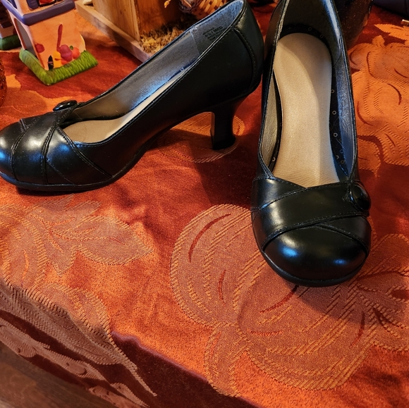 Cute Mudd Heels - Picture 2 of 4